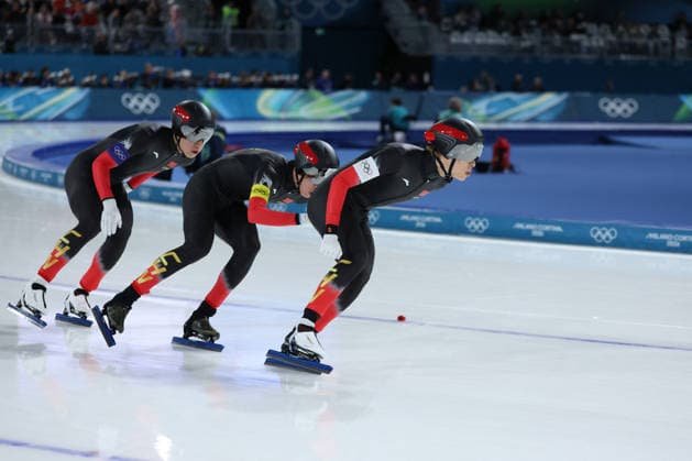 GIOCHI OLIMPICI - Olimpiadi Invernali Milano-Cortina 2026 - Speed skating, Eisschnelllauf Men s Team Pursuit China during the Olympic Winter games, Winterspiele,Spiele, Summer games Milano-Cortina 2026, Speed Skating Men s Team Pursuit Finals on february 17, 2026 at Milano Speed Skating Stadium in Milan, Italy Cortina D Ampezzo Italy  Copyright: xIPAxSport ABACAx
