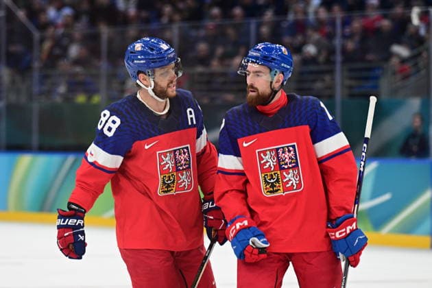 XXV Winter Olympic Games, Olympische Spiele, Olympia, OS in Milan, Italy, on February 17, 2026. Men s Ice hockey, Eishockey preliminary round playoffs, Czechia - Denmark. L-R David Pastrnak, Filip Hronek (both CZE). (CTKxPhoto MichalxKamaryt) CTKPhotoP2026021706600  CTKPhotoP2026021706600