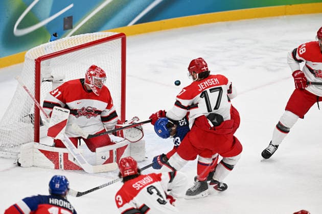 Winter Olympics - Ice hockey, Eishockey Men Czechia vs Denmark - Qualification Play-off Nicklas Jensen (17) of Denmark during Ice Hockey Men Czechia vs Denmark - Qualification Play-off on day eleven of the Milano Cortina 2026 Winter Olympic Games, Olympische Spiele, Olympia, OS on February 17, 2026 in Milan, Italy. Photo by JMP ABACAPRESS.COM Milan Italy  Copyright: xJMP ABACAx
