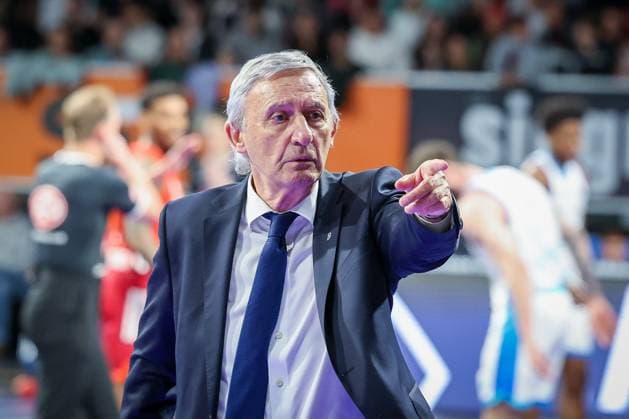 Head Coach Svetislav Pesic FC Bayern Muenchen Basketball gestures, FC Bayern Muenchen Basketball vs Skyliners Frankfurt, easycredit BBL, BBL, Basketball, Men, Season 2025 2025, Regular Season, 21 Matchday, 17 02 2026 Muenchen Bayern Germany Copyright: xkolbert-press MartinxAgüerax