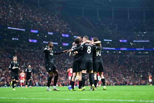 Galatasaray v Juventus - UEFA Champions League ISTANBUL, TURKIYE - FEBRUARY 17: Teun Koopmeiners (8) of Juventus celebrates with his teammates after scoring a goal during the UEFA Champions League round of 16 play-off first-leg match between Juventus and Galatasaray at RAMS Park stadium in Istanbul, Turkiye on February 17, 2026. Abdulhamid Hosbas Anadolu Istanbul Turkey. Editorial use only. Please get in touch for any other usage.  Copyright: x2026xAnadoluxAbdulhamidxHosbasx