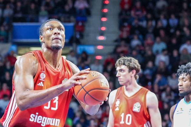 David McCormack 33 FC Bayern Muenchen Basketball in action, FC Bayern Muenchen Basketball vs Skyliners Frankfurt, easycredit BBL, BBL, Basketball, Men, Season 2025 2025, Regular Season, 21 Matchday, 17 02 2026 Muenchen Bayern Germany Copyright: xkolbert-press MartinxAgüerax