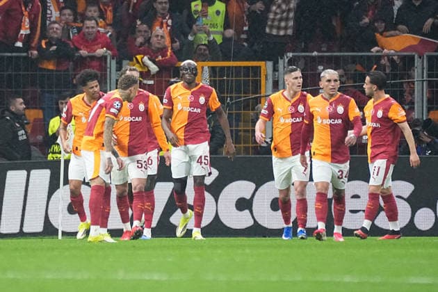 ISTANBUL, TURKEY - FEBRUARY 17: Players of Galatasaray celebrates for Gabriel Sara s (8) goal during the UEFA Champions League 2025 26 League Knockout Play-off First Leg match between Galatasaray A.S. and Juventus at Ali Sami Yen Spor Kompleksi on February 17, 2026 in Istanbul, Turkey. Istanbul Turkey Copyright: xSeskimphotox GSaray-Juve-170226 (41)