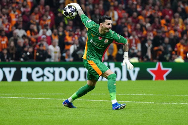 ISTANBUL, TURKEY - FEBRUARY 17: Goalkeeper Ugurcan Cakir of Galatasaray during the UEFA Champions League 2025 26 League Knockout Play-off First Leg match between Galatasaray A.S. and Juventus at Ali Sami Yen Spor Kompleksi on February 17, 2026 in Istanbul, Turkey. Istanbul Turkey Copyright: xSeskimphotox GSaray-Juve-170226 (48)