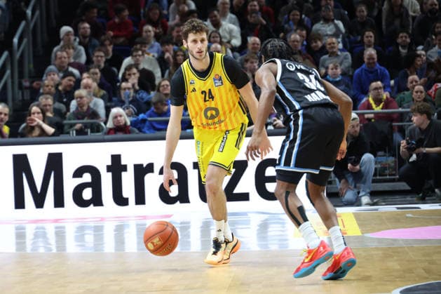 Basketball, BBL, ALBA Berlin - Veolia Hamburg Towers