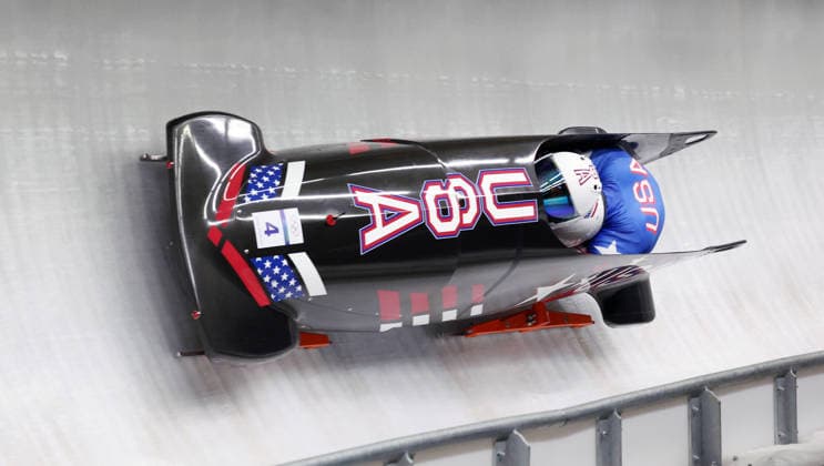 USA s Frankie Del Duca and Joshua Williamson compete in the Two Man Bobsleigh at the 2026 Winter Olympics in Cortina, Italy on Tuesday February 17, 2026.  OLY20260217650 HUGOxPHILPOTT