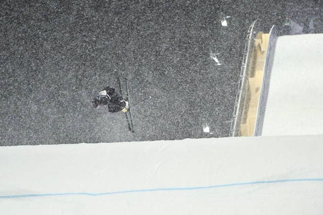 LIVIGNO, ITALIEN 20260217 Sveriges Martin Nordqvist ramlar i landningen under andra hoppet i herrarnas big air final, Snow Park i Livigno, Italien. *** Bilden ingar i SPORTPAKET. För övriga BETALBILD *** LIVIGNO ITALIEN x10080x *** LIVIGNO, ITALY 20260217 Swedens Martin Nordqvist falls on the landing during the second jump of the mens big air final, Snow Park in Livigno, Italy Picture in SPORTPAKET For others PAYPICTURE LIVIGNO ITALY x10080x  Copyright: xFredrikxSandberg TTx OS 2026 BIG AIR FINAL