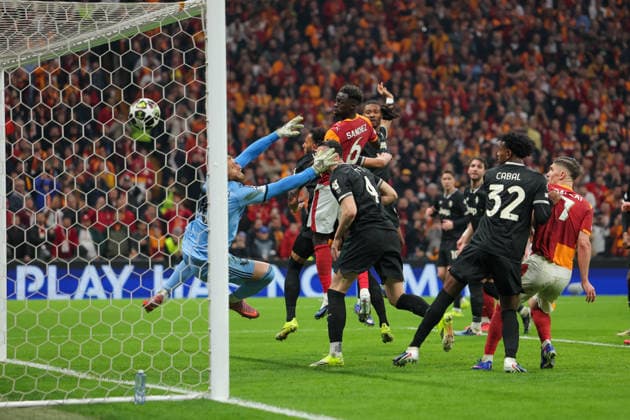 2026-02-17 Galatasaray SK v Juventus FC - UEFA Champions League 2025 26 League Knockout Play-off First Leg ISTANBUL, TURKEY - FEBRUARY 17: Davinson Sanchez of Galatasaray SK during the UEFA Champions League 2025 26 League Knockout Play-off First Leg match between Galatasaray SK and Juventus FC at Rams Park Stadium on February 17, 2026 in Istanbul, Turkey. (Photo by BSR Agency) Istanbul Turkey Content not available for redistribution in The Netherlands directly or indirectly through any third parties. Copyright: xBSRxAgencyx