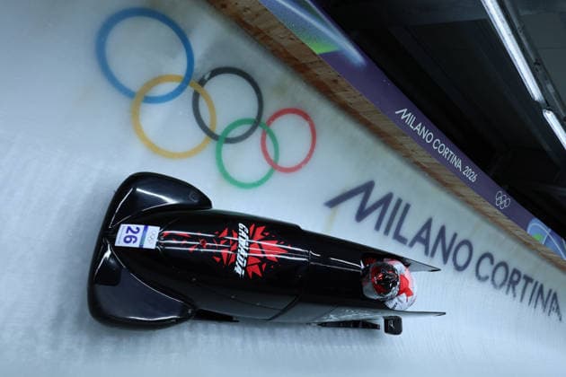Olympische Winterspiele Milano Cortina 2026 Bob Zweierbob Männer am 17.02.2026 im Cortina Sliding Centre in Cortina d™Ampezzo Taylor Austin Shaquille Murray-Lawrence ( Kanada ) *** Olympic Winter Games Milano Cortina 2026 Bobsleigh two-man on 17 02 2026 at the Cortina Sliding Center in Cortina d™Ampezzo Taylor Austin Shaquille Murray Lawrence Canada xMSx
