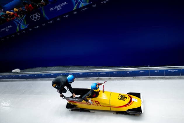 FRIEDRICH Francesco, SCHUELLER Alexander (Deutschland) am Start, ITA, Olympische Spiele Milano Cortina 2026, Olympia, Zweierbob Herren, 17.02.2026 ITA, Olympische Spiele Milano Cortina 2026, Olympia, Zweierbob Herren, 17.02.2026 Cortina d Ampezzo *** FRIEDRICH Francesco, SCHUELLER Alexander Germany at the start, ITA, Olympic Games Milano Cortina 2026, Olympia, two-man bobsleigh men, 17 02 2026 ITA, Olympic Games Milano Cortina 2026, Olympia, two-man bobsleigh men, 17 02 2026 Cortina d Ampezzo Copyright: xEibner-Pressefoto Memmlerx EP_MMR