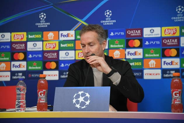 UEFA Champions League - Bayer 04 Leverkusen press conference, PK, Pressekonferenz - Kasper Hjulmand coach of Bayer 04 Leverkusen attend a press conference ahead of the UEFA Champions League Play-Offs 1st leg soccer match between Olympiacos FC and Bayer 04 Leverkusen in Piraeus, Greece, 17 February 2026. IMAGO ONE INCH PRODUCTIONS PIRAEUS GREECE Copyright: xONExINCHxPRODUCTIONSx 6857969