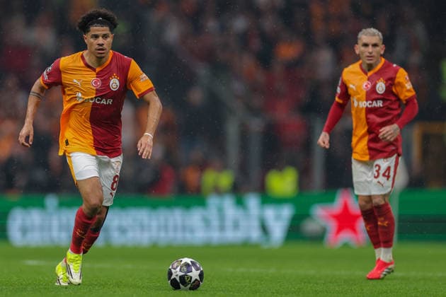 2026-02-17 Galatasaray SK v Juventus FC - UEFA Champions League 2025 26 League Knockout Play-off First Leg ISTANBUL, TURKEY - FEBRUARY 17: Gabriel Sara of Galatasaray SK during the UEFA Champions League 2025 26 League Knockout Play-off First Leg match between Galatasaray SK and Juventus FC at Rams Park Stadium on February 17, 2026 in Istanbul, Turkey. (Photo by BSR Agency) Istanbul Turkey Content not available for redistribution in The Netherlands directly or indirectly through any third parties. Copyright: xBSRxAgencyx