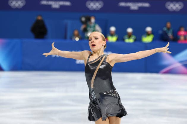 February 17, 2026, Milan, Lombardy, Italy: IIDA KARHUNEN of Finland skates her Women s Single Skating free program in the Figure skating, Eiskunstlauf at the Milano Cortina 2026 Winter Olympic Games, Olympische Spiele, Olympia, OS Milan Italy - ZUMAc179 20260217_oly_c179_226 Copyright: xMickaelxChavetx