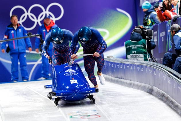 OLYMPICS - Winter Olympic Games, Olympische Spiele, Olympia, OS Milano Cortina 2026 CORTINA D AMPEZZO,ITALY,17.FEB.26 - OLYMPICS, BOBSLEIGH - Winter Olympic Games Milano Cortina 2026, 2-man, men. Image shows Brad Hall and Leon Greenwood (GBR).  GEPAxpictures xMaticxKlansek