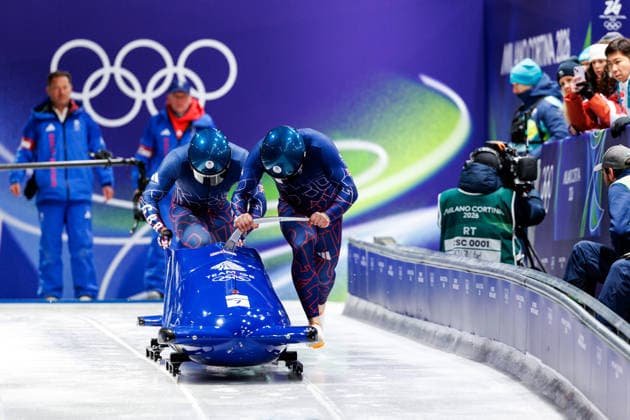 OLYMPICS - Winter Olympic Games, Olympische Spiele, Olympia, OS Milano Cortina 2026 CORTINA D AMPEZZO,ITALY,17.FEB.26 - OLYMPICS, BOBSLEIGH - Winter Olympic Games Milano Cortina 2026, 2-man, men. Image shows Brad Hall and Leon Greenwood (GBR).  GEPAxpictures xMaticxKlansek