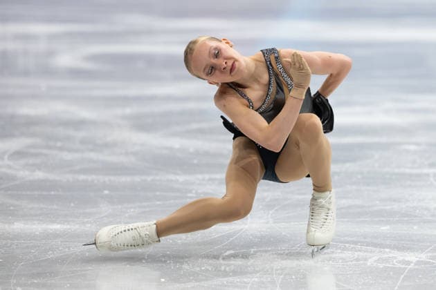 February 17, 2026, Milano, Lombardy, Italy: Iida Karhunen of Finland perform in the Women Figure skating, Eiskunstlauf Short Program during the 2026 Winter Olympics at the Milano Ice Skating Arena on Tuesday in Milano. Milano Italy - ZUMAj89_ 20260217_oly_j89_010 Copyright: xPaulxKitagakixJr.x