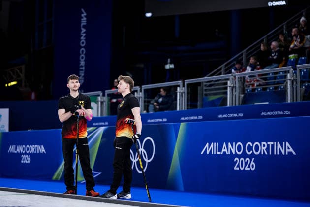 CORTINA, ITALY - FEBRUARY 17: Benjamin Kapp (Germany), Johannes Scheuerl (Germany) during the Curling Men Germany vs Switzerland - Round Robin Session 10 at the Milano Cortina 2026 Olympics at Cortina Curling Olympic Stadium on day 11 of the Milano Cortina 2026 Olympics on February 17, 2026 in Cortina, Italy. Editorial use only. Italy Copyright: xSteffiexWunderlx