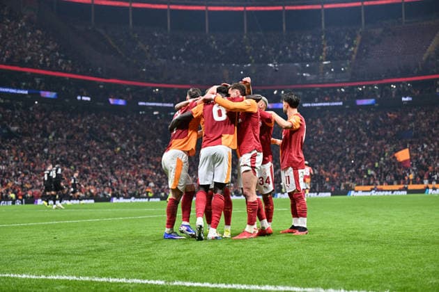 Galatasaray v Juventus - UEFA Champions League ISTANBUL, TURKIYE - FEBRUARY 17: Davinson Sanchez (6) of Galatasaray celebrates after scoring a goal during the UEFA Champions League last 16 playoff round first leg football match between Galatasaray and Juventus at RAMS Park in Istanbul, Turkiye on February 17, 2026. Elif Ozturk Anadolu Istanbul Turkey. Editorial use only. Please get in touch for any other usage.  Copyright: x2026xAnadoluxElifxOzturkx