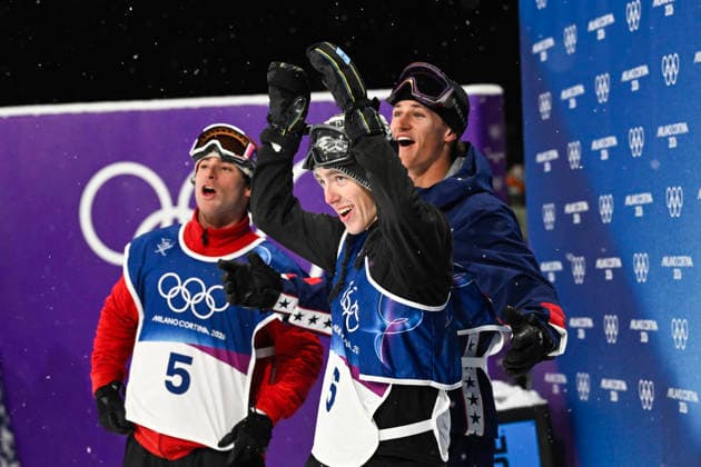 LIVIGNO, ITALIEN 20260217 Norges Tormod Frostad 6 vinner guld, Österrikes Matej Svancer 5 tar brons och USA:s Mac Forehand tar silver i herrarnas big air final, Snow Park i Livigno, Italien under vinter-OS. *** Bilden ingar i SPORTPAKET. För övriga BETALBILD *** LIVIGNO ITALIEN x10080x *** LIVIGNO, ITALY 20260217 Norways Tormod Frostad 6 wins gold, Austrias Matej Svancer 5 takes bronze and USAs Mac Forehand takes silver in the mens big air final, Snow Park in Livigno, Italy during the Winter Olympics The picture is in the SPORT PACKAGE For others PAY PICTURE LIVIGNO ITALY x10080x  Copyright: xFredrikxSandberg TTx OS 2026 BIG AIR FINAL