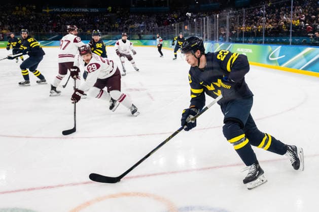260217 Lucas Raymond of Sweden in the men s Ice hockey, Eishockey qualification playoffs game between Sweden and Latvia during day 11 of the 2026 Winter Olympics on February 17, 2026 in Milan. Photo: Carl Sandin BILDBYRAN kod CS CS0885 ishockey ice hockey Olympic Games, Olympische Spiele, Olympia, OS olympics winter olympics os ol olympiska spel vinter-os olympiske leker milano cortina 2026 milan cortina 2026 milano cortina 2026 olympic games milano cortina 2026 winter olympic games milano cortina-os milano cortina-ol vinter-ol 11 bbeng sverige sweden latvia lettland *** 260217 Lucas Raymond of Sweden in the men s ice hockey qualification playoffs game between Sweden and Latvia during day 11 of the 2026 Winter Olympics on February 17, 2026 in Milan Photo Carl Sandin BILDBYRAN kod CS CS0885 ishockey ice hockey olympic games olympics winter olympics os ol olympiska spel vinter os olympiske leker milano cortina 2026 milan cortina 2026 milano cortina 2026 olympic games milano cortina 2026 winter olympic games milano cortina os milano cortina ol vinter ol 11 bbeng sverige sweden latvia lettland  Copyright: CARLxSANDIN BB260217CS047