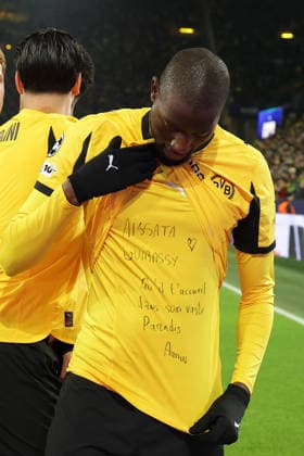 Dortmund, Germany, 17 02 26, Serhou Guirassy Borussia Dortmund celebrates his goal to make it 1-0 during the Champions League playoff match between Borussia Dortmund Atalanta Bergamo at Signal Iduna Park in Dortmund Photo by Joachim Bywaletz DFB DFL REGULATIONS PROHIBIT ANY USE OF PHOTOGRAPHS AS IMAGE SEQUENCES AND OR QUASI VIDEO Copyright: JoachimxBywaletz xJB-Sportfoto