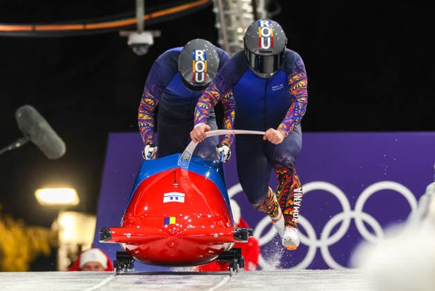 Rou - Tentea Mihai Cristian - Iordache George during the Olympic Winter Milano-Cortina 2026, Bobsleigh 2-man on February 17, 2026 at Cortina Sliding Centre in Cortina, Italy  Copyright: xLucianoxMariaxBisi IPAxSportx xipa-agency.netx xx IPA_71656769 IPA_Agency_IPA71656769