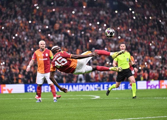 Galatasaray v Juventus - UEFA Champions League ISTANBUL, TURKIYE - FEBRUARY 17: Victor Osimhen of Galatasaray in action during UEFA Champions League last 16 playoff round first leg football match between Galatasaray and Juventus at RAMS Park in Istanbul, Turkiye on February 17, 2026. Elif Ozturk Anadolu Istanbul Turkey. Editorial use only. Please get in touch for any other usage.  Copyright: x2026xAnadoluxElifxOzturkx