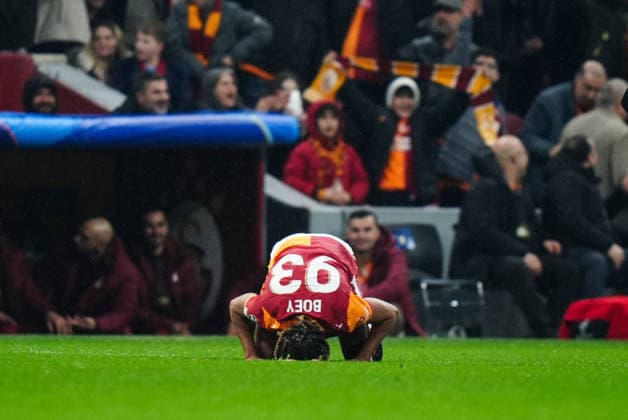 Galatasaray v Juventus - UEFA Champions League ISTANBUL, TURKIYE - FEBRUARY 17: Galatasaray player Sacha Boey celebrates after scoring during the UEFA Champions League Round of 16 play-off first leg match between Galatasaray and Juventus at RAMS Park in Istanbul, Turkiye, on February 17, 2026. Hakan Akgun Anadolu Istanbul Turkey. Editorial use only. Please get in touch for any other usage.  Copyright: x2026xAnadoluxHakanxAkgunx