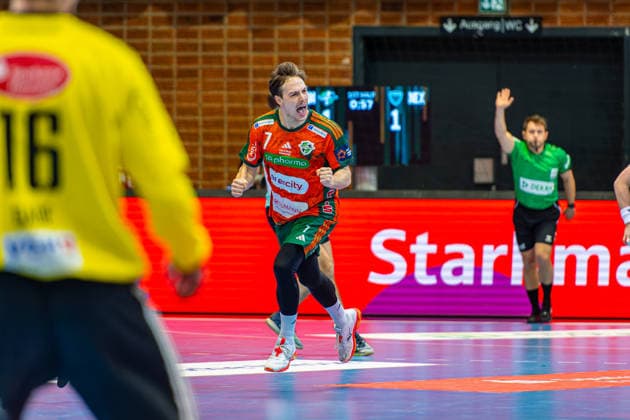 Leif Tissier TSV Hannover Burgdorf, Nr 7 L R , TSV Hannover Burgdorf orange against RK Nexe mint 1 Matchday of the Main Round EHF European League 2025 2026 17 02 2026, Swiss Life Hall Hannover, GER , Copyright: xJanxGuentherx xTSVxHannover-Burgdorfx