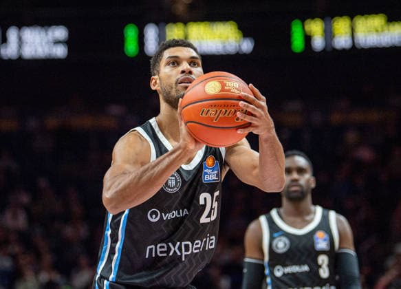 Basketball, Men, Season 2025 2026, easyCredit BBL 21 Matchday , Alba Berlin Hamburg Towers, Kenneth Ogbe Hamburg , 17 02 2026, Copyright: xSebastianxRäppold MatthiasxKochx