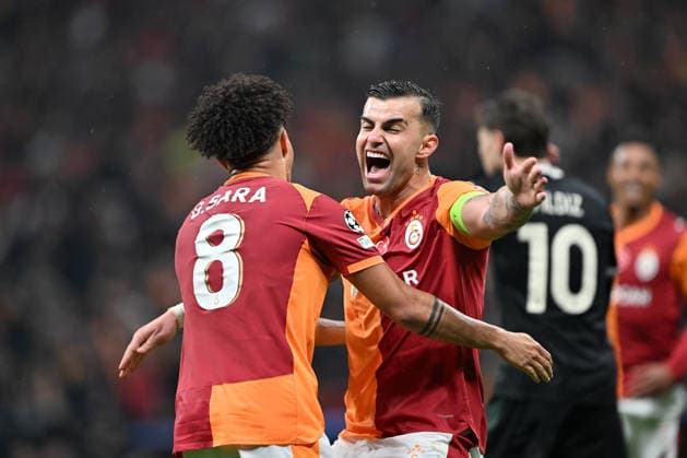 Galatasaray v Juventus - UEFA Champions League ISTANBUL, TURKIYE - FEBRUARY 17: Gabriel Sara (8) of Galatasaray celebrates after scoring a goal with his teammate during UEFA Champions League last 16 playoff round first leg football match between Galatasaray and Juventus at RAMS Park in Istanbul, Turkiye on February 17, 2026. Isa Terli Anadolu Istanbul Turkey. Editorial use only. Please get in touch for any other usage.  Copyright: x2026xAnadoluxIsaxTerlix