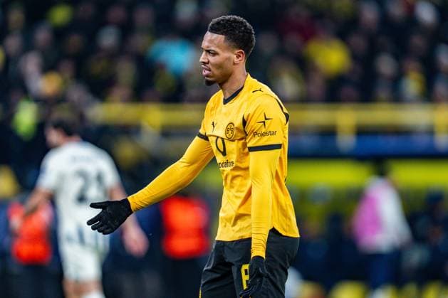 17 02 2026, Borussia Dortmund vs Atalanta Bergamo, UEFA Champions League, Playoffs Felix Nmecha Borussia Dortmund, 8 Ederson Atalanta Bergamo Regulations prohibit any use of photographs as image sequences and or quasi video Copyright: xBahhoxKarax