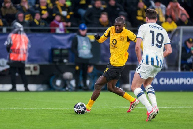 17 02 2026, Football, Season 2025 2026, UEFA Champions League, Play Offs, Round 1, Borussia Dortmund Atalanta Bergamo, v l Serhou Guirassy Borussia Dortmund , Berat Djimsiti Atalanta Bergamo , Dortmund Signal Iduna Park NRW Germany xRHR PHOTO DEx Copyright: DennisxEwert RHR-FOTOx RHR-FOTO DE