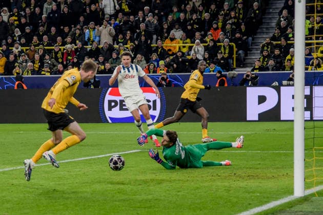 Maximilian Beier Dortmund 14 scores the goal for 2 0 17 02 2026 Soccer, Champions League, Borussia Dortmund vs Atalanta Bergamo , Signal Iduna Park, Dortmund, Copyright: xpepphotox xHorstxMauelshagenx pep00321, pep_20260217_hm_283244