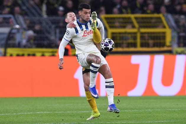 Soccer UEFA Champions League Play off first leg Borussia Dortmund Atalanta Bergamo on 17 02 2026 at Signal Iduna Park in Dortmund Gianluca Scamacca Bergamo , front Waldemar Anton Dortmund , back xRx