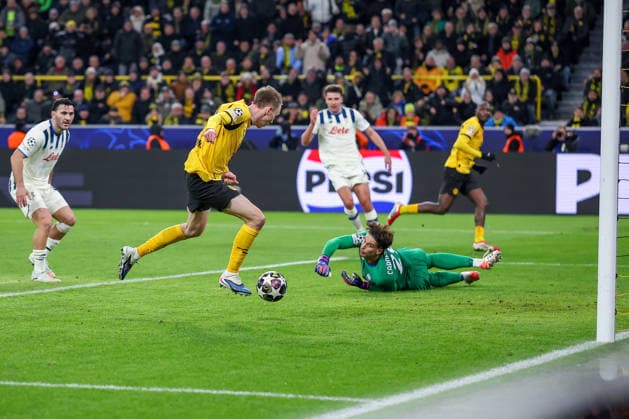 17 02 2026, Football, UEFA Champions League, Borussia Dortmund Atalanta Bergamo, BVB Stadion, Play Offs first leg, Season 2025 2026 Goal Scorer Maximilian Beier BVB 14 after an assist from Serhou Guirassy BVB 09 Regulations prohibit any use of photographs as image sequences and or quasi video Nordrhein Westfalen Germany