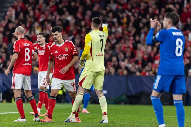Anatoly Trubin (SL Benfica) in action during the match between SL Benfica and Real Madrid , valid for UEFA Champions League 2025 2026 at Estadio do Lisboa Benfica on 17 February 2026. Lisbon Estadio do Sport Lisboa Benfica Lisbon Portugal Copyright: xIMAGOx xPRIMExSPORTSxIMAGESx xFILIPExOLIVEIRAx