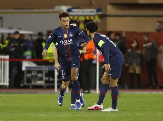 CALCIO - UEFA Champions League - AS Monaco vs PSG Desire Doue of FC Paris Saint-Germain celebrating with team mates after a goal during the Uefa Champions League, season 2025 2026, first leg play-off, football match between AS Monaco and FC Paris Saint-Germain on 17 February 2026 at Stade Louis II, Monaco. Photo Nderim Kaceli Monaco  Copyright: xIPAxSport ABACAx
