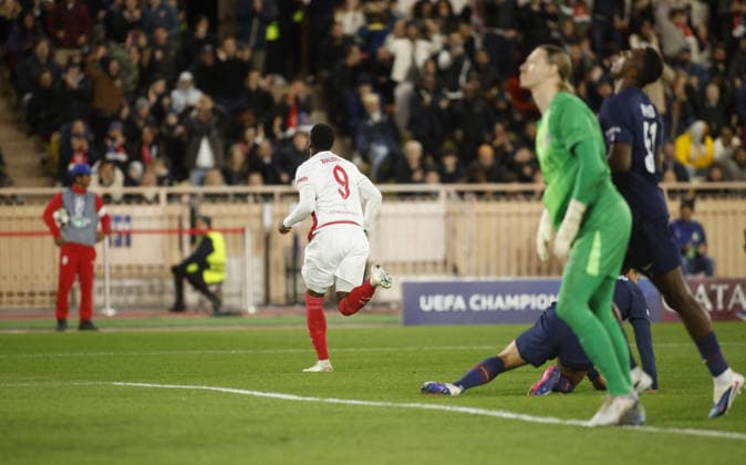 CALCIO - UEFA Champions League - AS Monaco vs PSG Folarin Balogun of AS Monaco celebrating after a goal during the Uefa Champions League, season 2025 2026, first leg play-off, football match between AS Monaco and FC Paris Saint-Germain on 17 February 2026 at Stade Louis II, Monaco. Photo Nderim Kaceli Monaco  Copyright: xIPAxSport ABACAx