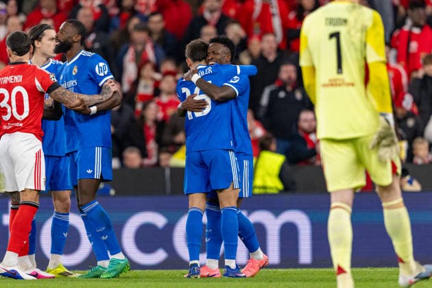 Vinicius Vini Jr and Arda Guler seen during Champions League play off game between SL Benfica and Real Madrid CF (Maciej Rogowski Ball Raw Images) Lisbon Estadio da Luz Portugal Copyright: xMaciejxRogowskix ROG_BENvsRMA-182