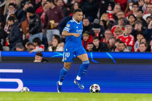 Kylian Mbappe seen during Champions League play off game between SL Benfica and Real Madrid CF (Maciej Rogowski Ball Raw Images) Lisbon Estadio da Luz Portugal Copyright: xMaciejxRogowskix ROG_BENvsRMA-191