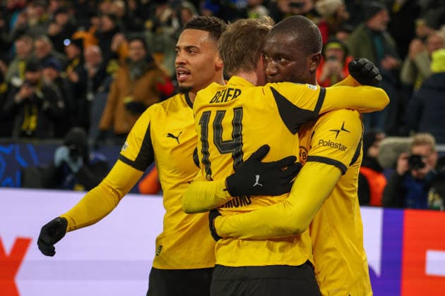 Dortmund, Germany February 17, 2026 UEFA Champions League 2025 2026 Borussia Dortmund vs Atalanta Bergamo In the picture from left the second scorer Maximilian Beier BVB scores the goal to make it 2-0 for Dortmund and cheers with Felix Nmecha BVB and Serhou Guirassy BVB Copyright: HMBxMedia MadeleinexFantini