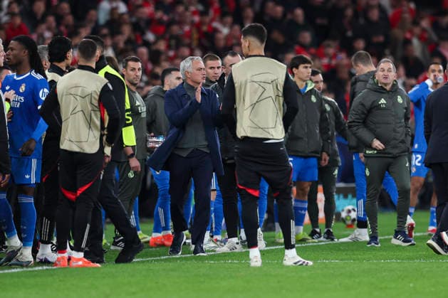 February 17, 2026, Lisbon, Lisbon, Portugal: Jose Mourinho, head coach of SL Benfica, gestures during the UEFA Champions League 2025 26 League Knockout Play-off First Leg match between SL Benfica and Real Madrid C.F. at Estadio do SL Benfica on February 17, 2026 in Lisbon, Portugal. Lisbon Portugal - ZUMAa181 20260217_zaa_a181_120 Copyright: xIrinaxR.xHipolitox
