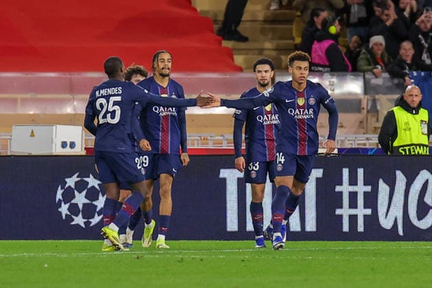 PSG players celebrate Desire Doue ( 14 - FC Paris Saint-Germain) goal during AS Monaco vs PSG, UEFA Champions League football match in Monaco, Principality of Monaco, February 17 2026  Copyright: xNicolaxMastronardi IPAxSportx xipa-agency.netx xx IPA_71660704 IPA_Agency_IPA71660704