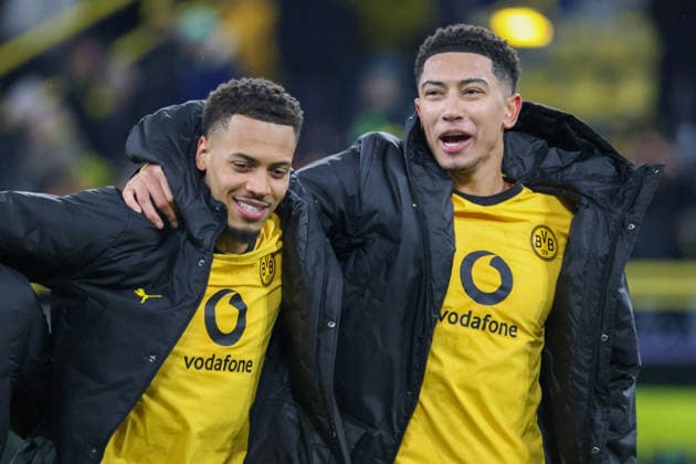 Dortmund, Germany 17 February 2026 UEFA Champions League 2025 2026 Borussia Dortmund vs Atalanta Bergamo Pictured from left Felix Nmecha BVB and Jobe Bellingham BVB celebrating after the win against Atalanta Bergamo Copyright: HMBxMedia MadeleinexFantini