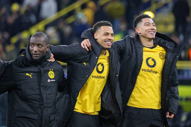 Dortmund, Germany 17 February 2026 UEFA Champions League 2025 2026 Borussia Dortmund vs Atalanta Bergamo Pictured from left Serhou Guirassy BVB , Felix Nmecha BVB and Jobe Bellingham BVB celebrating after the win against Atalanta Bergamo Copyright: HMBxMedia MadeleinexFantini