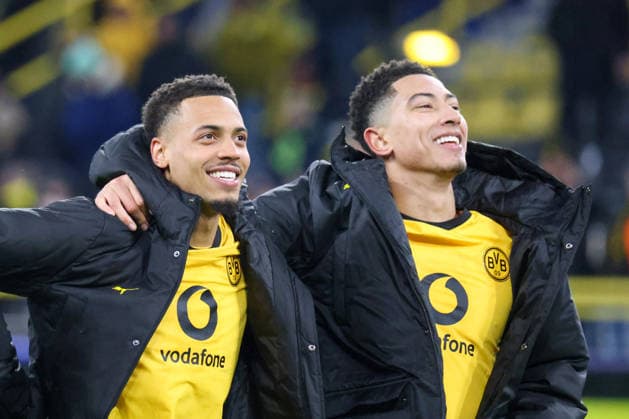 Dortmund, Germany 17 February 2026 UEFA Champions League 2025 2026 Borussia Dortmund vs Atalanta Bergamo Pictured from left Felix Nmecha BVB and Jobe Bellingham BVB celebrating after the win against Atalanta Bergamo Copyright: HMBxMedia MadeleinexFantini
