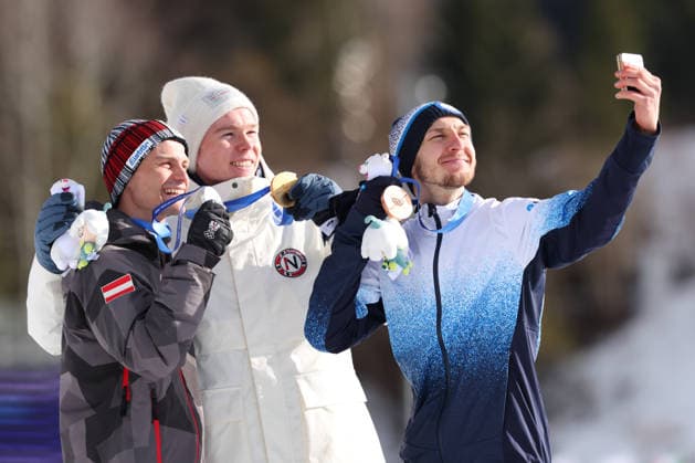 (L-R) LAMPARTER Johannes (AUT), OFTEBRO Jens Luraas (NOR), HEROLA Ilkka (FIN), FEBRUARY 17, 2026 - Nordic Combined : Individual LH 10km Medal ceremony during the Milano Cortina 2026 Olympic Winter games, Winterspiele,Spiele, Summer games at Tesero Cross-Country Skiing Stadium in Tesero, Italy. Noxthirdxpartyxsales  aflo_320292144