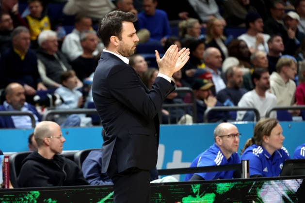 DEU, easyCredit BBL, ALBA vs Hamburg, 17 02 2026, Uber Arena, Berlin, DEU, easyCredit BBL, ALBA vs Hamburg, in the picture head coach Benka Barloschky Hamburg Towers nordphotoxGmbHx xEngler nph00076