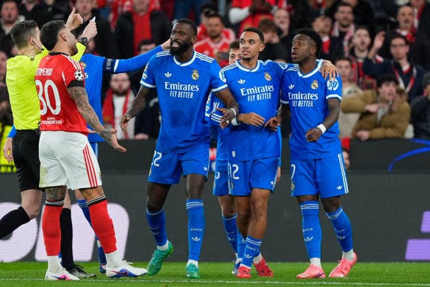 Lisbon, 17 02 25 - Benfica hosted Real Madrid at stadium da Luz in a match for the KO play-offs 1st leg of UEFA Champions League 2025 26. Nicolas Otamendi of SL Benfica, Antonio Ruediger of Real Madrid CF, Trent Alexander-Arnold of Real Madrid CF, Vinicius Junior of Real Madrid CF brunodecarvalho_benficarealmadrid-9823 Lisbon Estadio da Luz Lisbon Portugal Copyright: xKapta+x xAtlÃ¢nticoxPressx